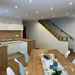 Appartement Doppelhaushaelfte Zugspitzblick Mit Privatem Garten Garmisch-Partenkirchen