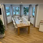 Appartement Doppelhaushaelfte Zugspitzblick Mit Privatem Garten *