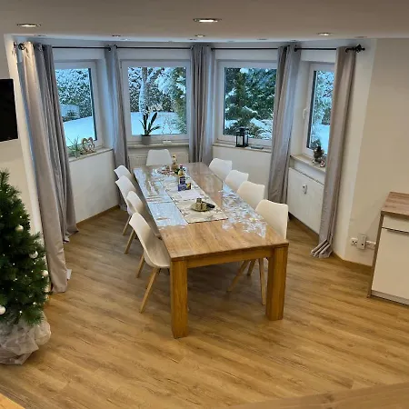 Διαμέρισμα Doppelhaushaelfte Zugspitzblick Mit Privatem Garten *