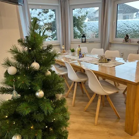 Διαμέρισμα Doppelhaushaelfte Zugspitzblick Mit Privatem Garten *