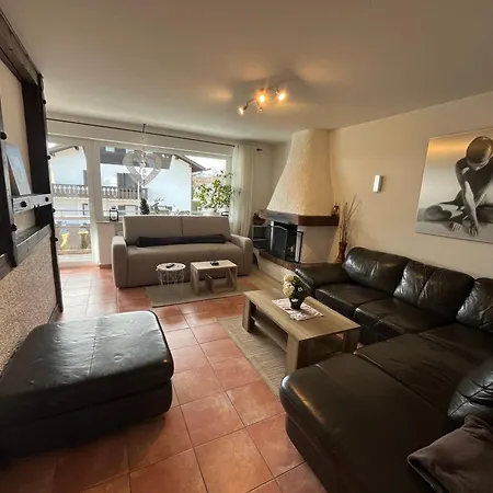 Doppelhaushaelfte Zugspitzblick Mit Privatem Garten Διαμέρισμα Γκάρμις-Παρτενκίρχεν