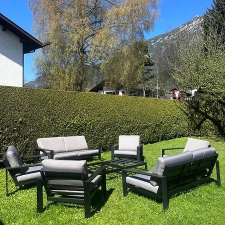 Doppelhaushaelfte Zugspitzblick Mit Privatem Garten Appartement *